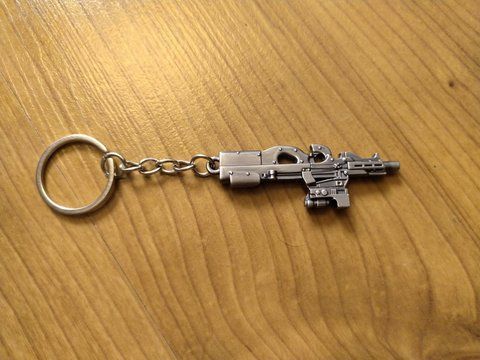 FN P90 пистолет пулемет брелок метал 60 мм 00000270 фото